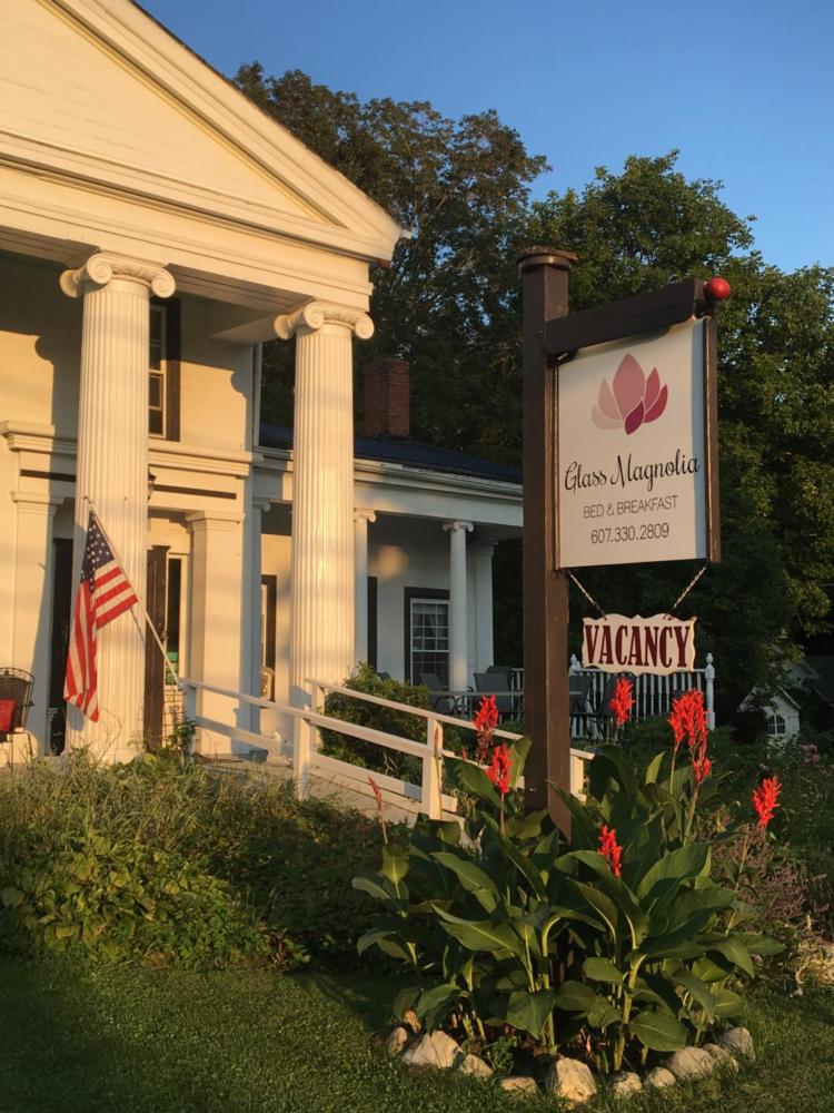 Glass Magnolia Bed & Breakfast